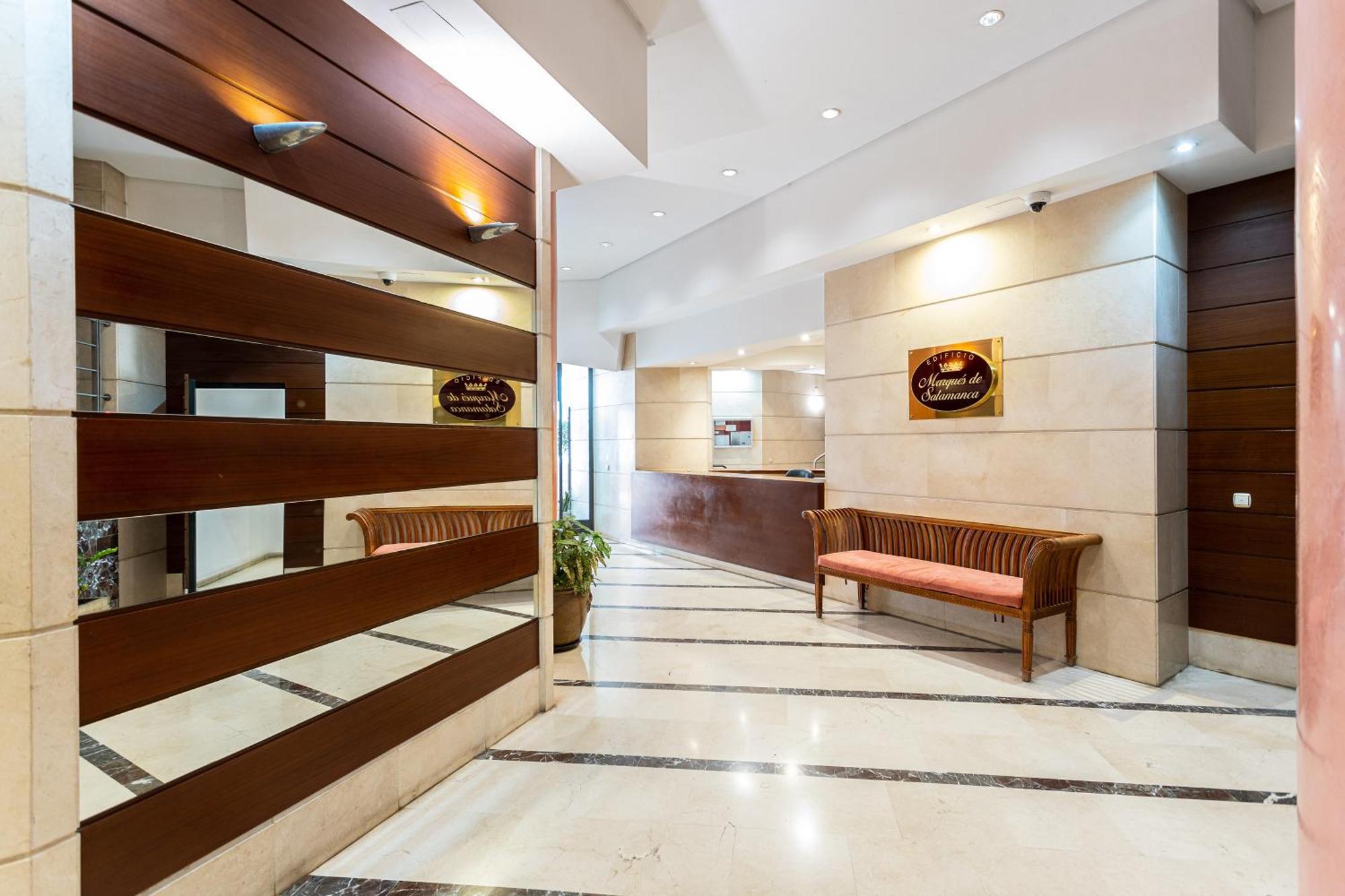 Apartamento Apartamento Marques De Salamanca Marbella Exterior foto